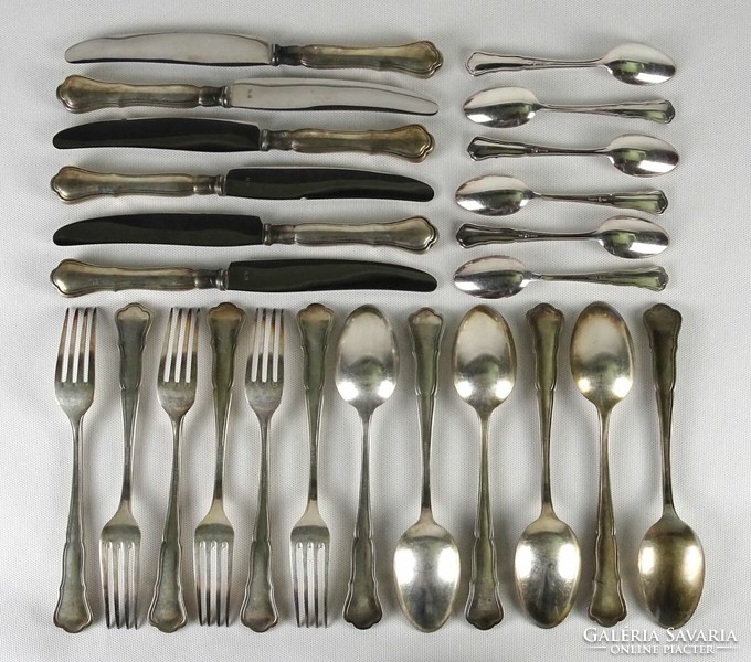 1N221 old marked silver-plated cutlery set in original box, 24 pieces