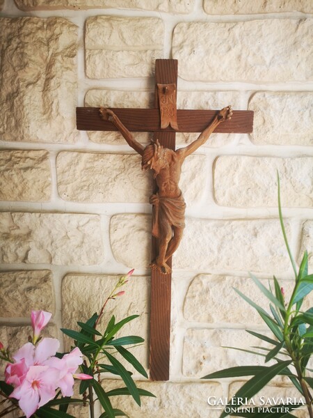 Gyönyörű  Korpusz, Kereszt Jézus Krisztus fából faragott, kiváló kidolgozás.Házi áldás ereklye tartó