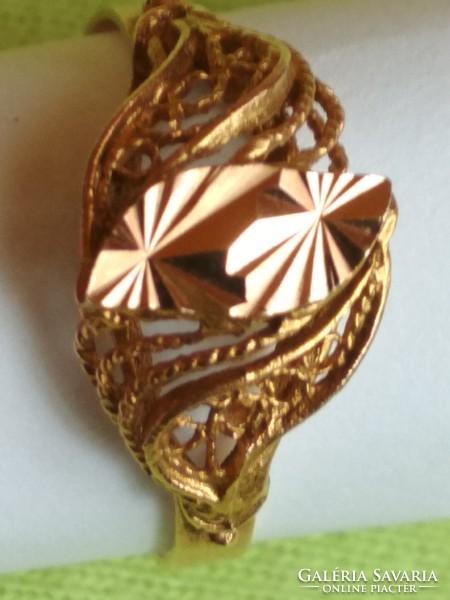 Women's decorative 14k gold ring