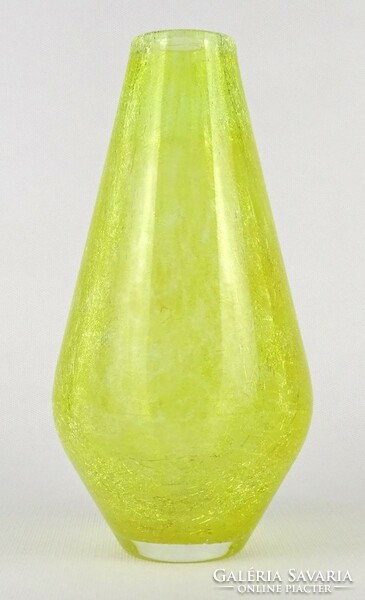 1M824 Karcagi irizáló citrom sárga fátyolüveg váza 20 cm