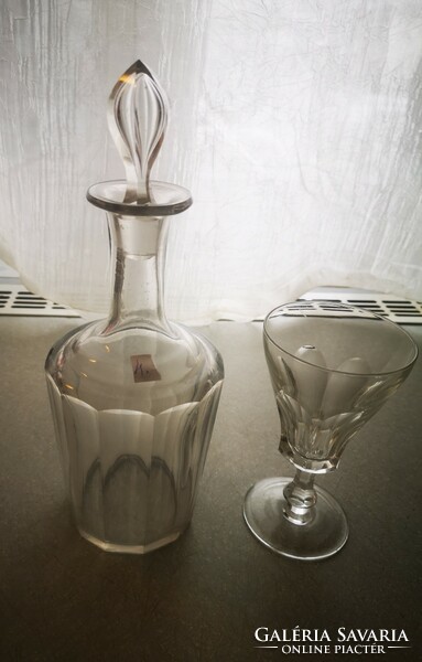 There is another antique Biedermeier corked bottle! Liqueur schnapps carafe with polished bevelled sides
