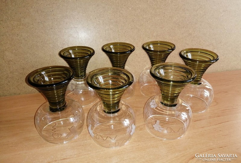 Zöld talpas, szőlőfürt mintás üveg pohár 7 db-os készlet - 10,5 cm magas (ap-2)(12/K)