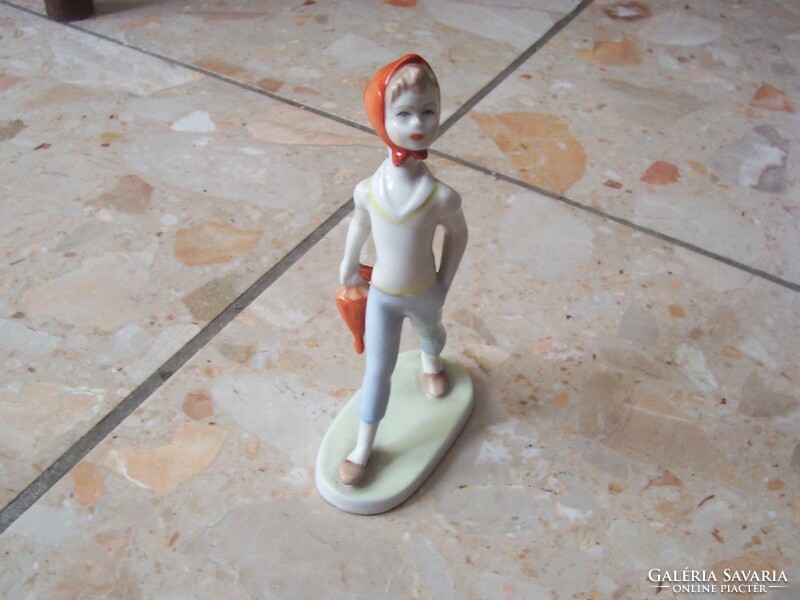 Aquincum és hollóházi 3 db porcelán figura!!artdeco fiú,lány ernyővel és fiú nyuszival