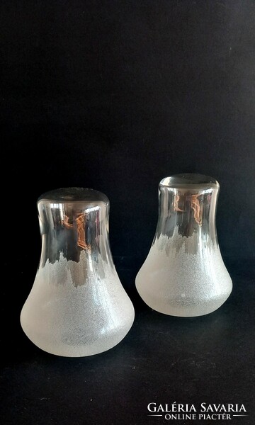 2 glass lamp shades negotiable art deco design