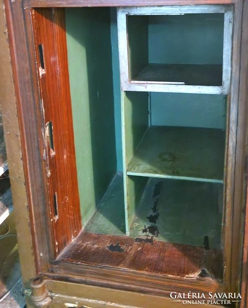 Antique safe (1912-1914.) Gelléri and schüller