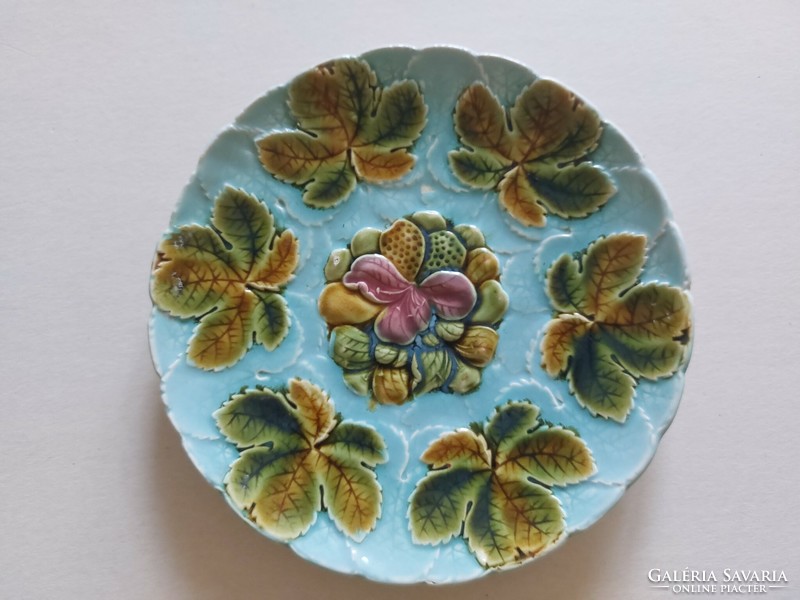 Old faience plate majolica decorative plate with chestnut leaf pattern