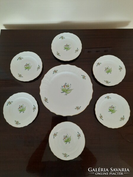 Porcelain pastry set with herend lace, rosehip pattern