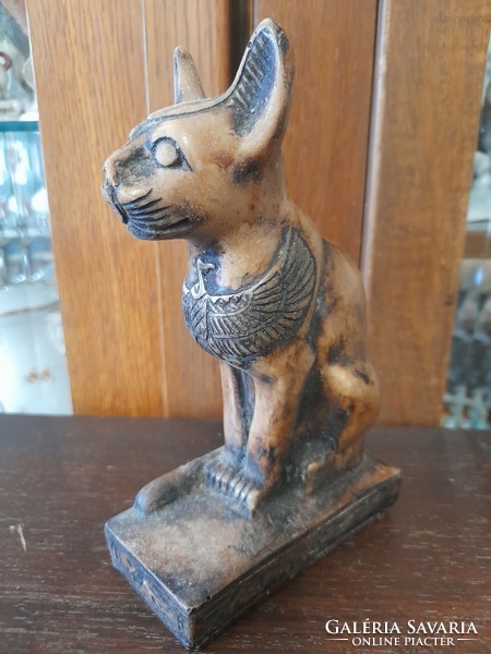 Egyiptomi  Mitológiai Tömör Zsírkő Macska Figurális Szobor.16 cm.