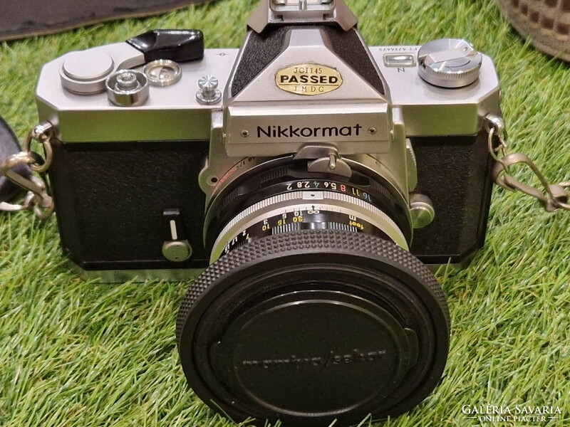 Nikon Nikkormat FT 35 mm-es tükörreflexes fényképező 50 mm f/2.0 objektívvel