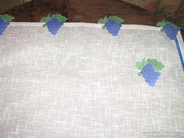 Beautiful special new grape table cloth / tablecloth