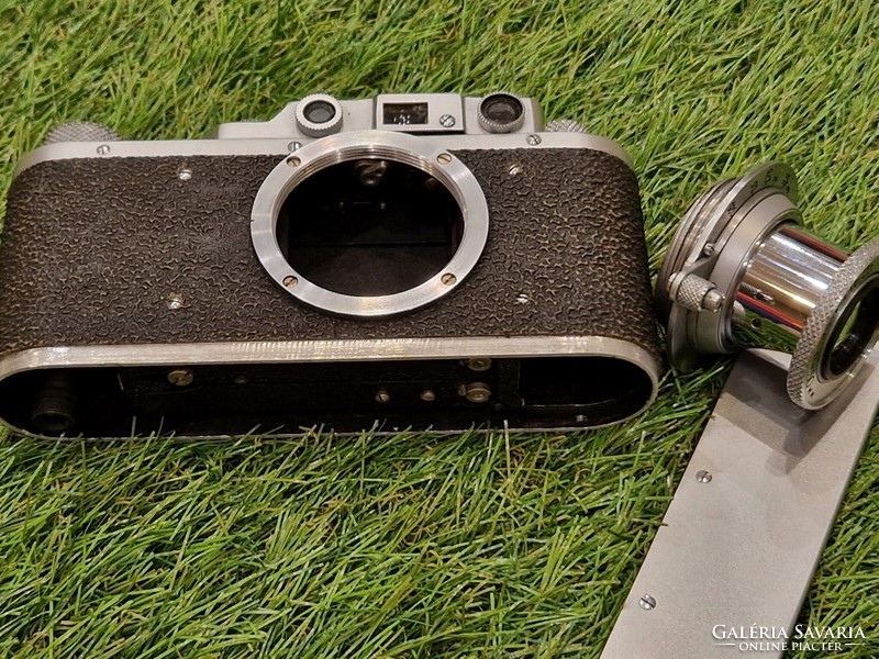 Fed 1 camera with original 1954 passport document.