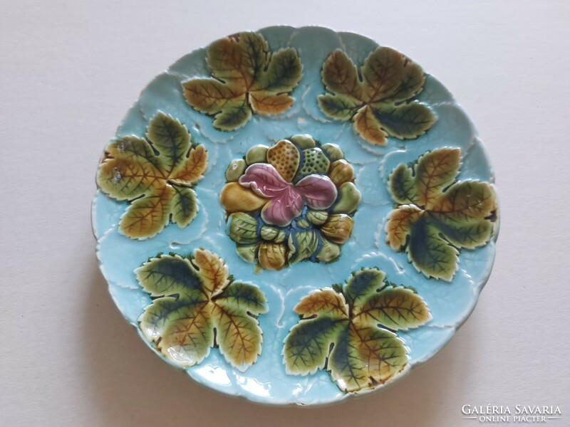 Old faience plate majolica decorative plate with chestnut leaf pattern