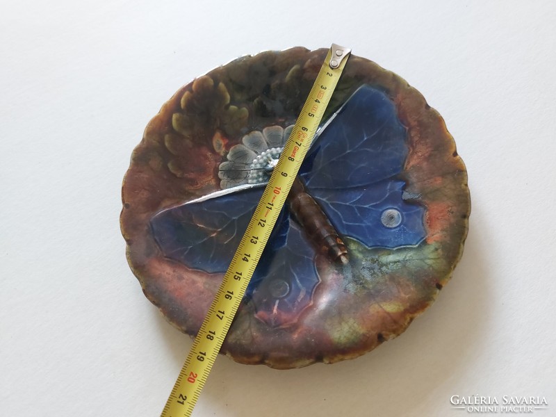 Régi fajansz tányér pillangó mintás majolika dísztányér