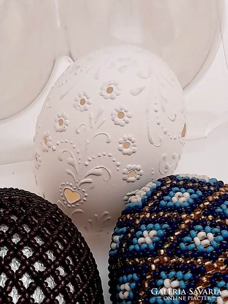 Openwork eggs woven with pearls, Easter eggs, 3 in one