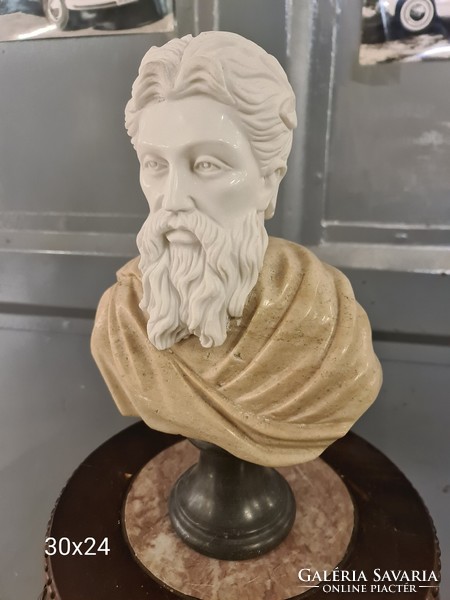 Small marble bust, male figure