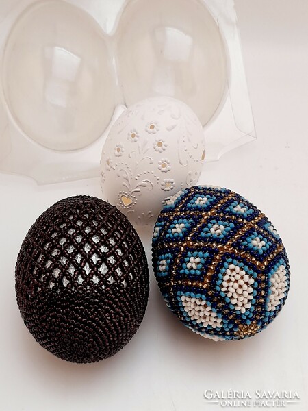 Openwork eggs woven with pearls, Easter eggs, 3 in one