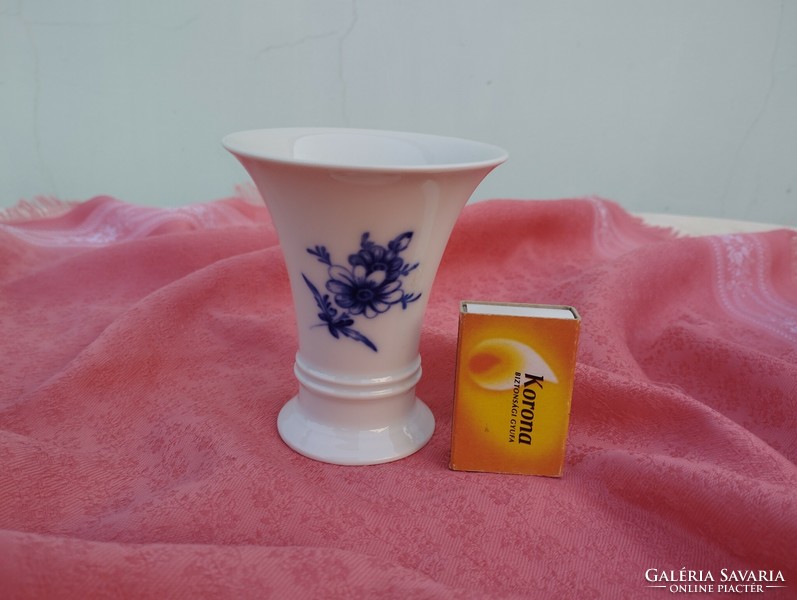Kék-fehér  porcelán váza