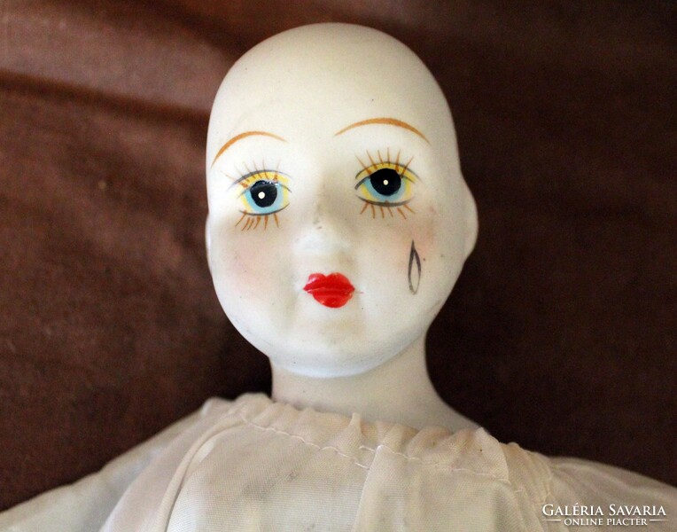 Old clown doll