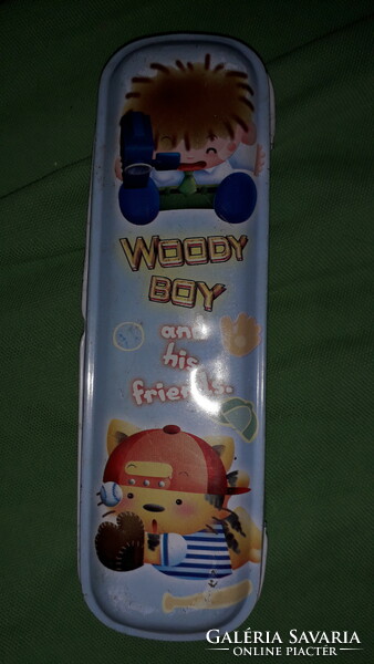 Retro quality an apple a day woody boy and friends metal plate one-space fairy tale pen holder according to pictures