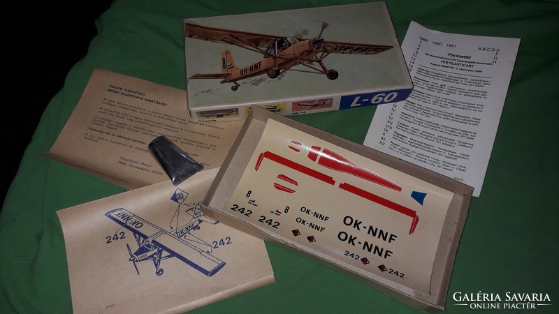 Old ndk -ddr East German veb plasticart model airplane l-60 only box as shown in the pictures
