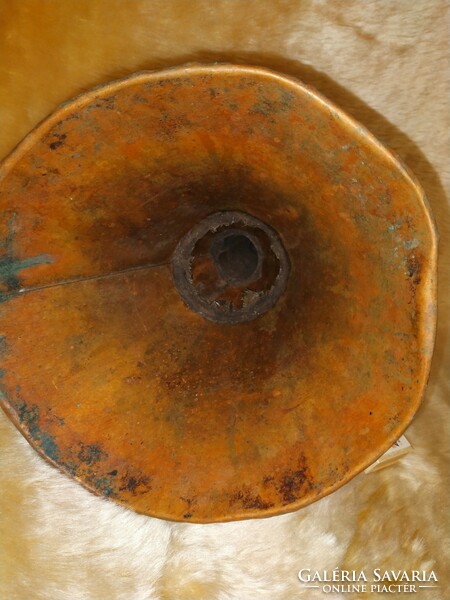 Large copper funnel in mint condition, collector's item