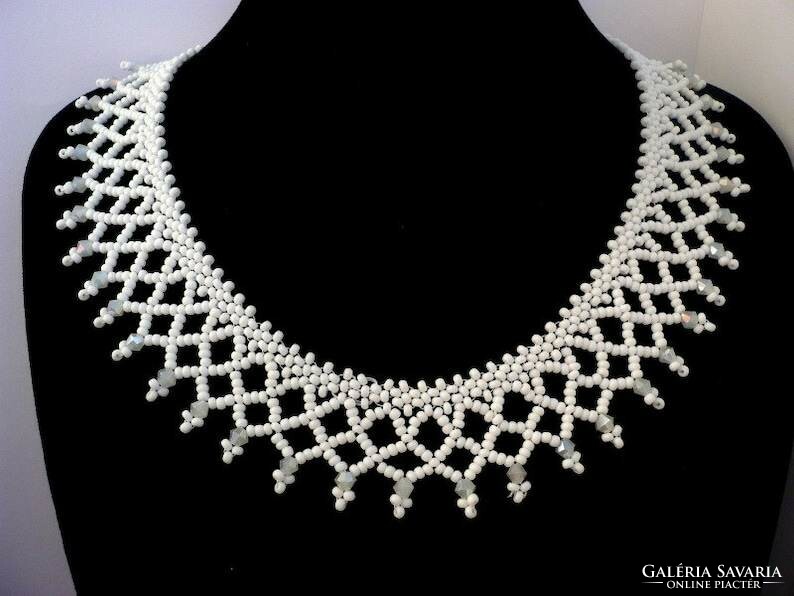 White Kalotaszeg pearl necklace