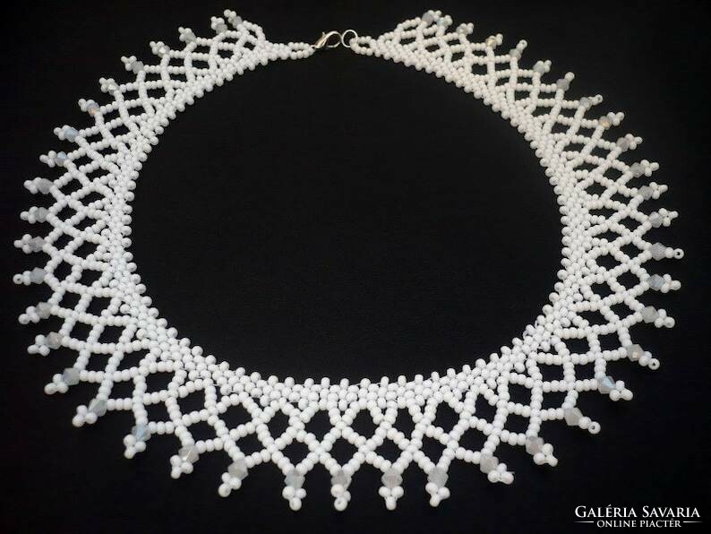 White Kalotaszeg pearl necklace