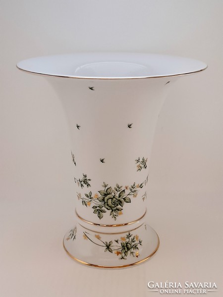 Hollóházi porcelán nagyméretű Erika mintás váza