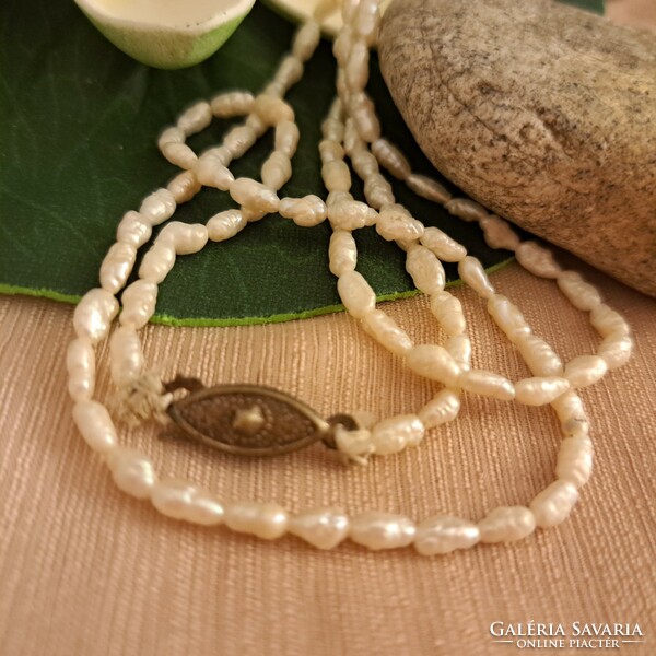 Antique cultured pearl necklace.