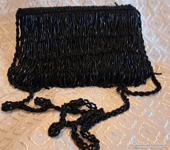 Fekete gyöngyös retikül, női alkalmi táska (L3844)