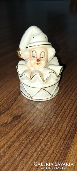 Porcelán bohóc