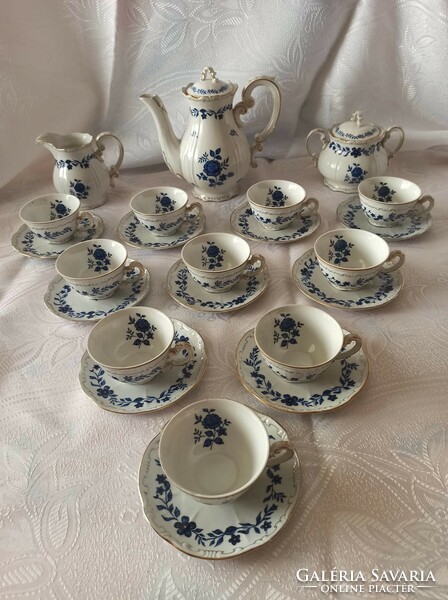 Rare, almost complete, 12-person Zsolnay dinner, dessert, coffee and tea set