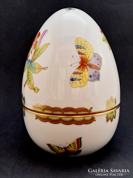 Giant egg bonbonier with Victoria pattern from Herend, 16cm