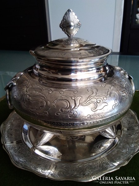 Thickly silver-plated sugar bowl and bowl with beautiful goldsmith work, together!