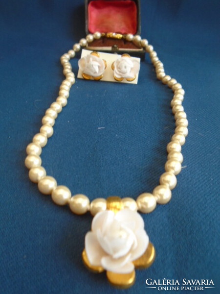 Beautiful old, flawless pearl necklace, also an excellent gift, 0.6 mm 41 cm long.