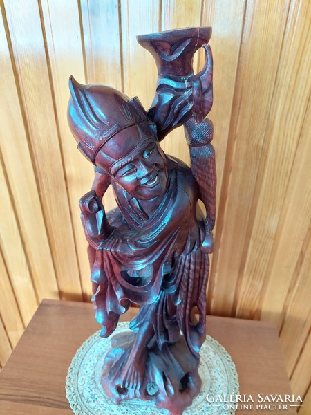 Large oriental solid wood sculpture, old, sophisticated, meticulous carving