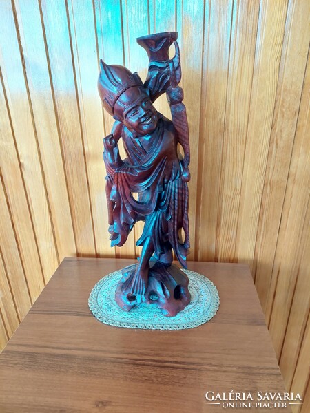 Large oriental solid wood sculpture, old, sophisticated, meticulous carving