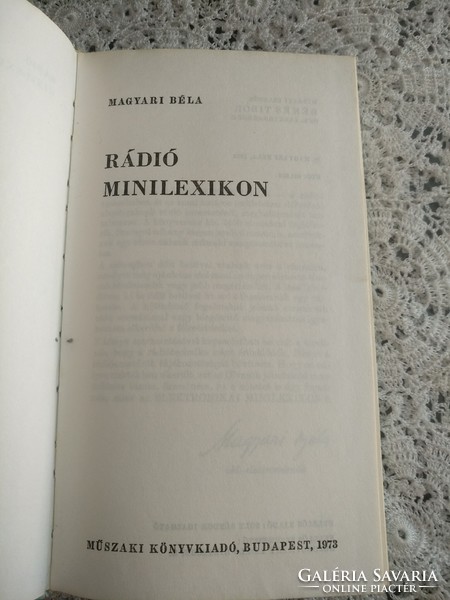 Radio mini-lexicon, negotiable