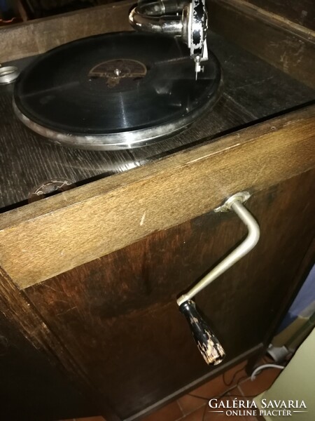 Charlypfon antique working music cabinet from the early 1900s