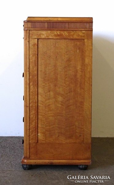 1N309 Antik nyolcfiókos komód 130 cm