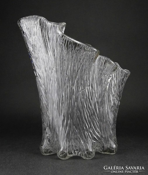 1N128 Norwegian hadeland glassverk art glass vase 22 cm