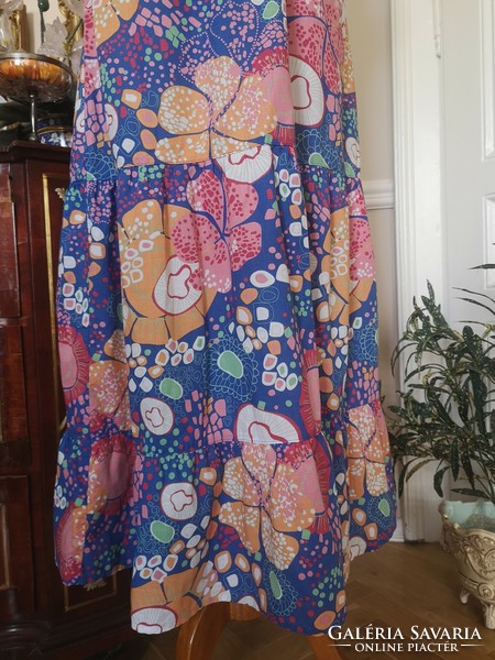 Mantaray size 42-44, vintage, 100% cotton canvas dress with shell buttons, 1980.