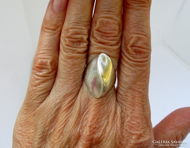 Szép kézműves ezüst gyűrű