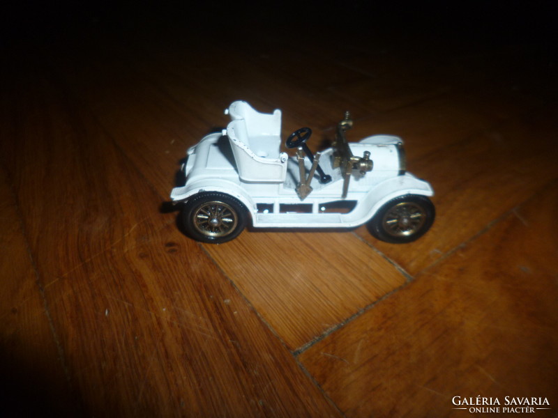 Matchbox lesney yesteryear 1909 opel coupe toy car