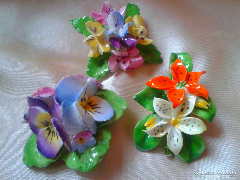 Old porcelain brooches