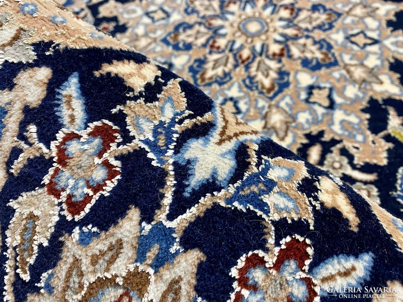 Nain 6la habibian Persian carpet with silk 130x82 cm