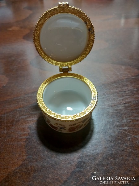 Porcelain jewelry holder