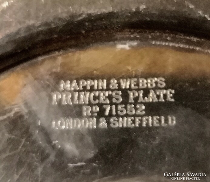DT/278 – Mappin & Webb’s jelzett 3 ágú ezüstözött empire asztali gyertyatartó