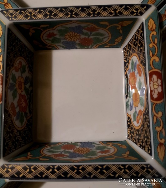 DT/279 - Japán porcelán mártásos készlet / kínáló műanyag forgótálcán