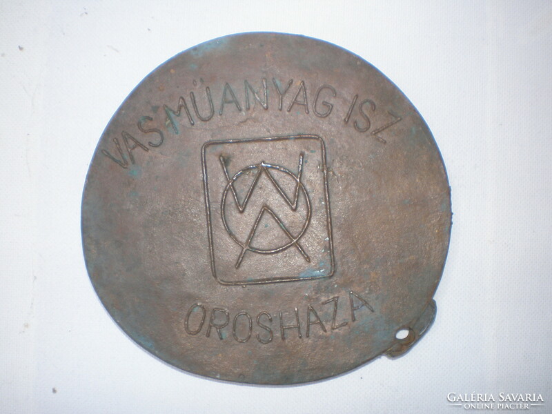 Orosháza .V -m . E h plaque, bronze, ! 824 grams! ! ! . 12 cm diameter.